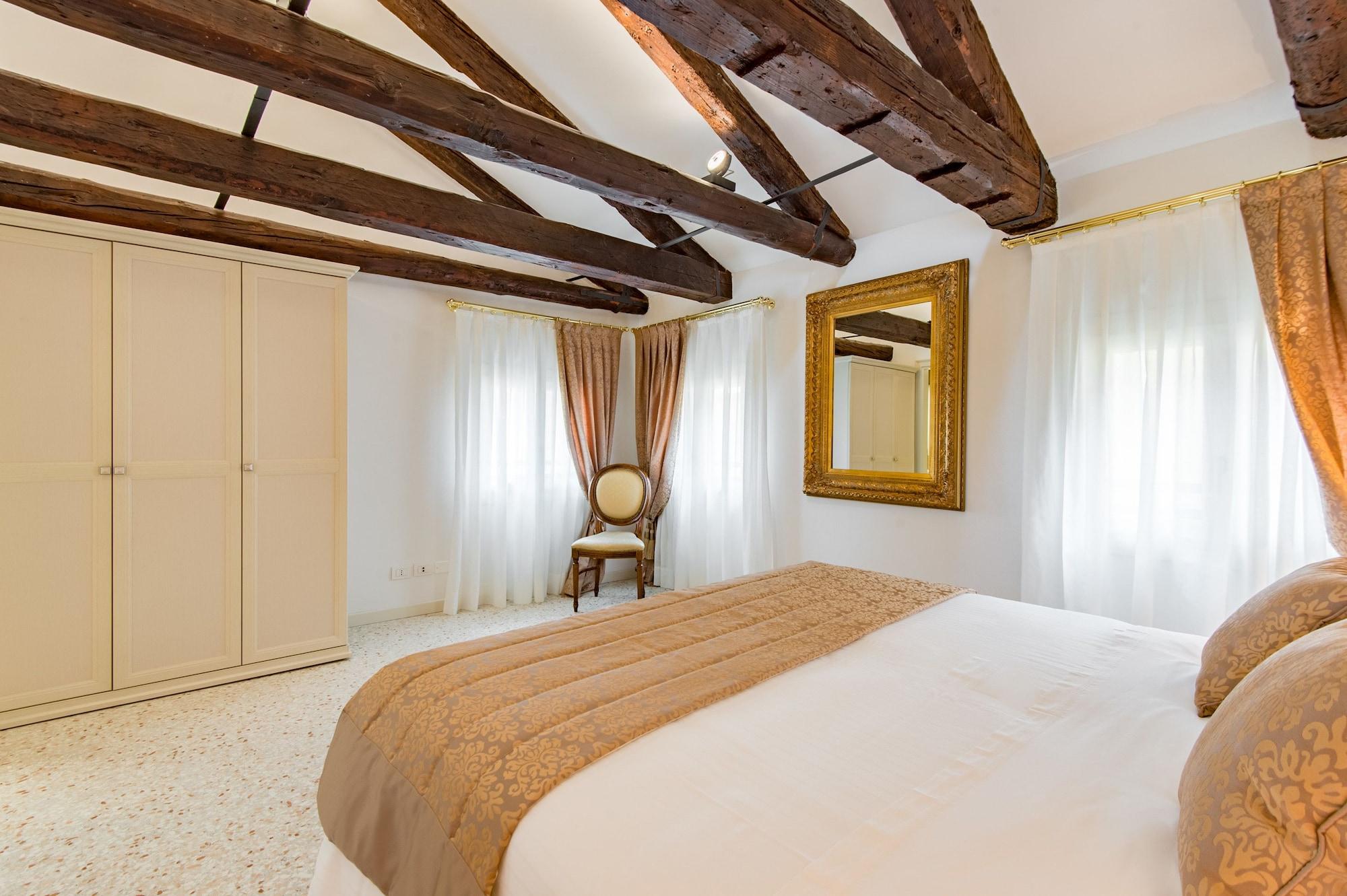 San Teodoro Palace - Luxury Apartments Venice Luaran gambar