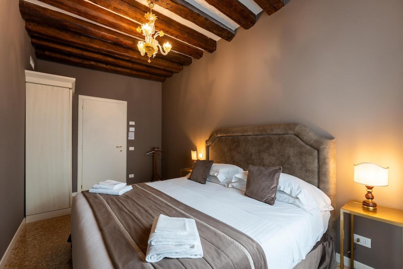 San Teodoro Palace - Luxury Apartments Venice Luaran gambar